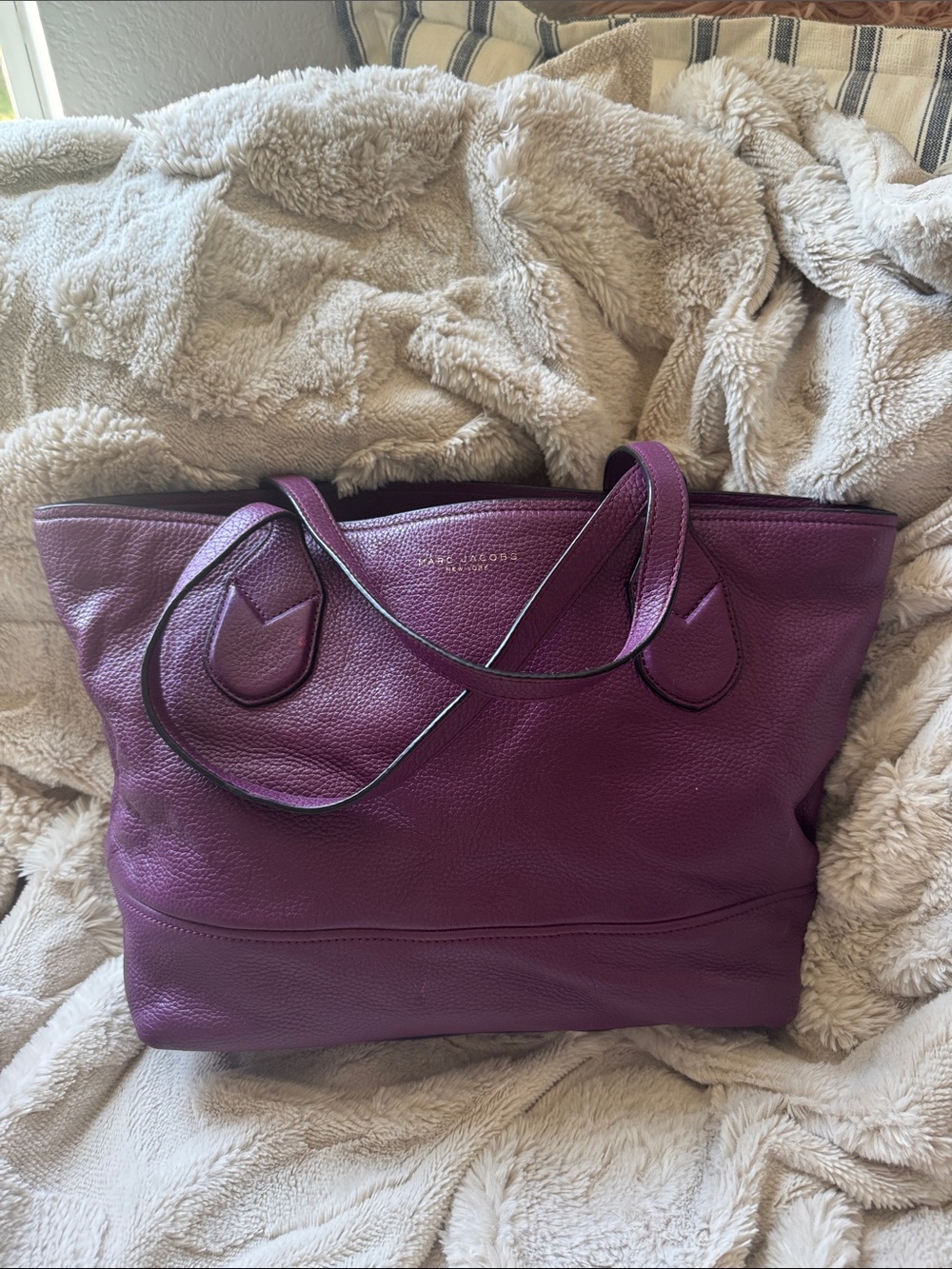 Marc Jacobs Purple Pebbled Leather Tote Bag Shoulder Purse Fashion Function